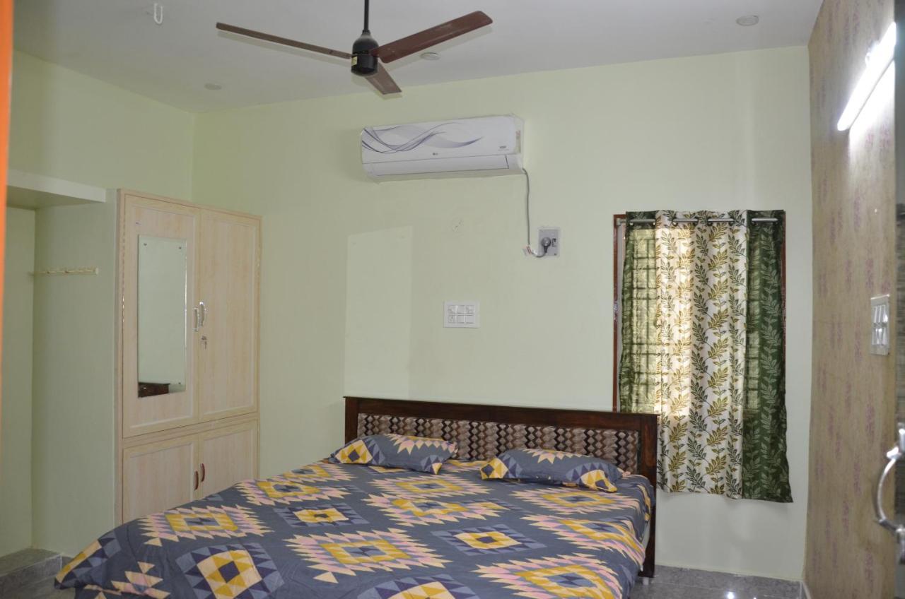 Manohars New Home Tirupati Kültér fotó