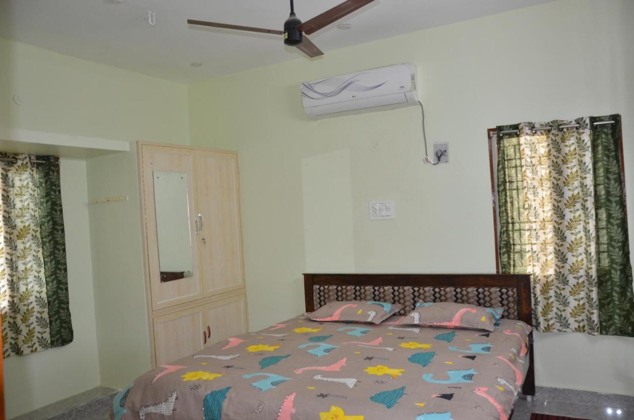 Manohars New Home Tirupati Kültér fotó
